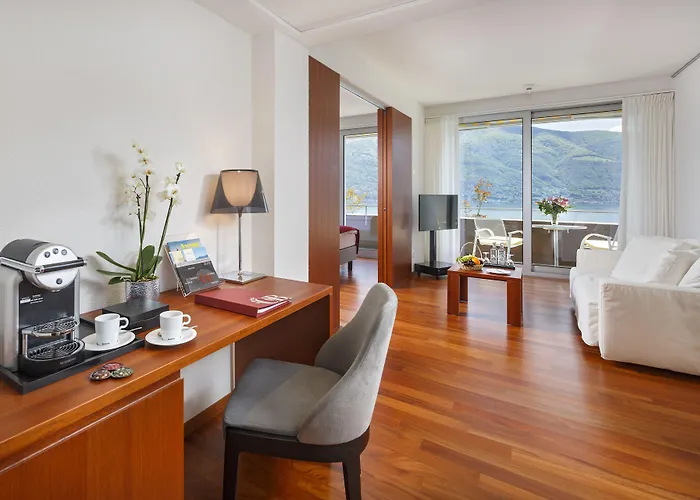 Casa Berno Panorama 4* 아스꼬나